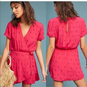 🆕 Anthropologie Ett:twa Greenbrier Embroidered Magenta Wrap Romper